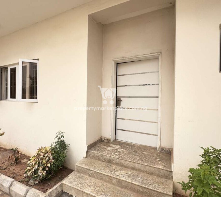 Nicely finished 4 bedroom terrace duplex with Bq