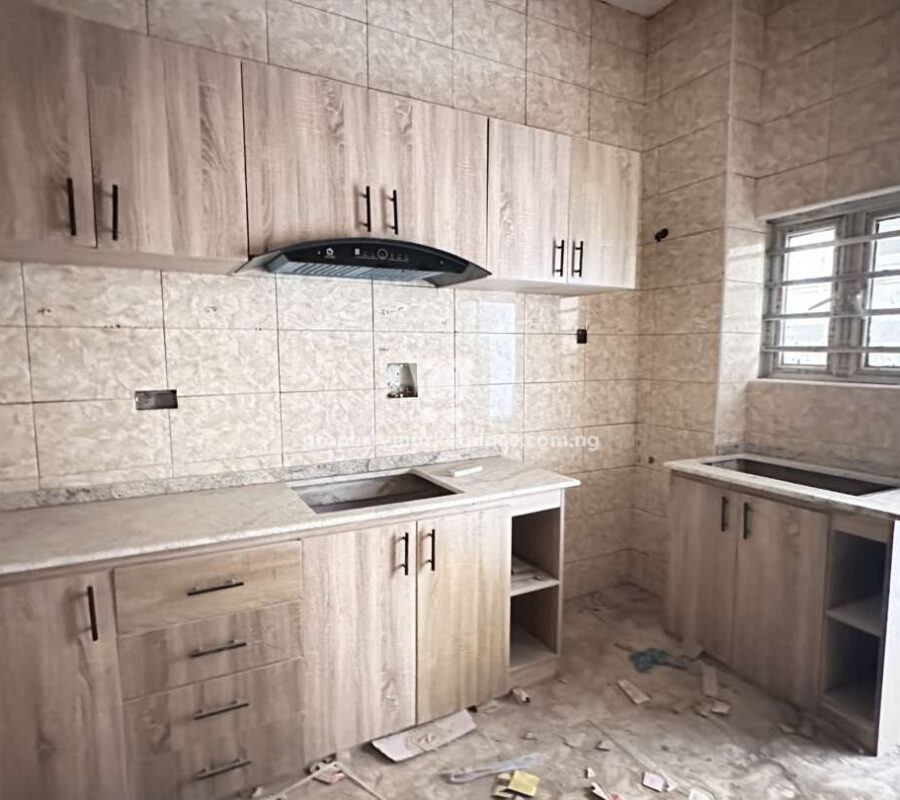 Nice 3 bedroom flat