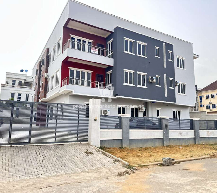 Luxurious 3 bedroom flat with Bq in a nice area