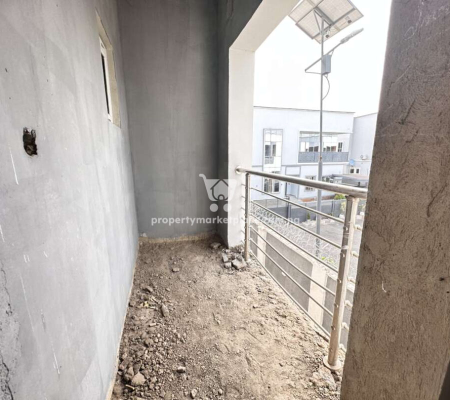 Luxurious 4 bedroom terrace duplex with boys quarters