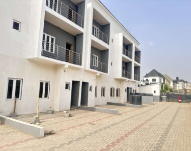 Luxurious 4 bedroom terrace duplex with boys quarters