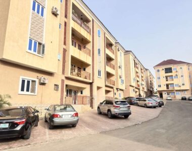 Luxurious 2 bedroom flat in a nice area