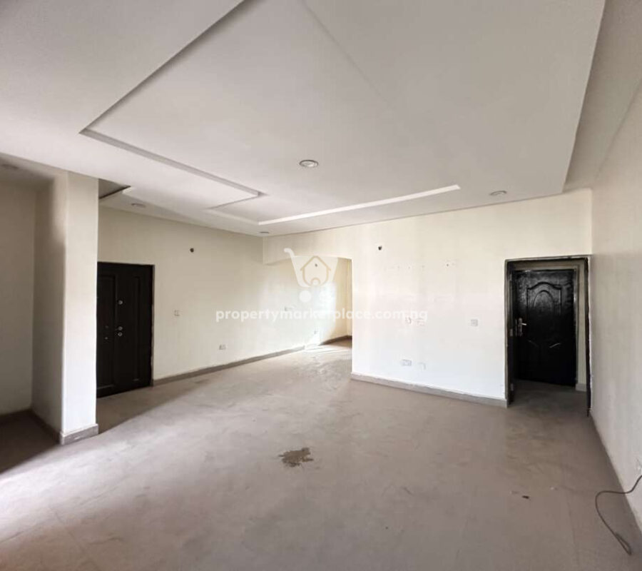 Luxurious 2 bedroom flat in a nice area