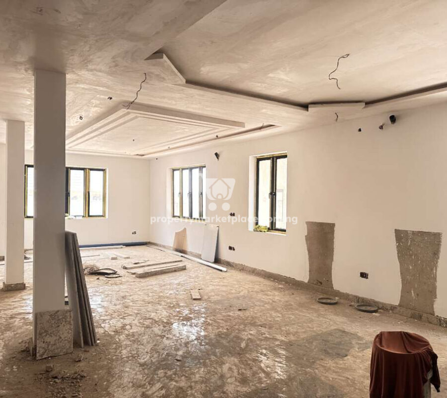 Luxurious 5 bedroom detached duplex with elevator