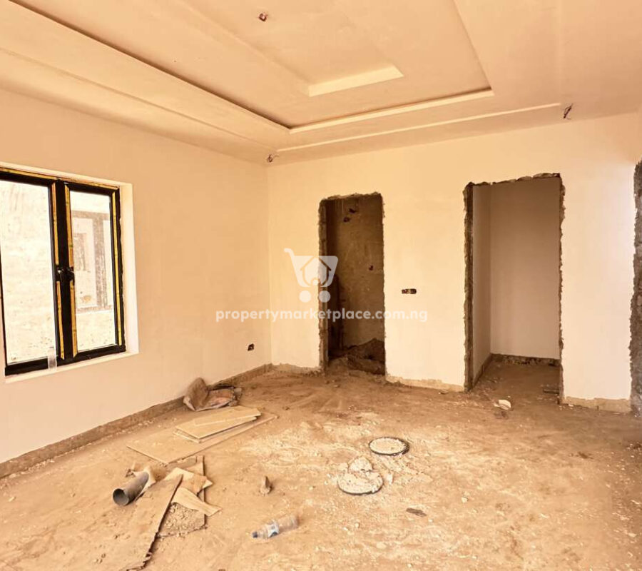 Luxurious 5 bedroom detached duplex with elevator