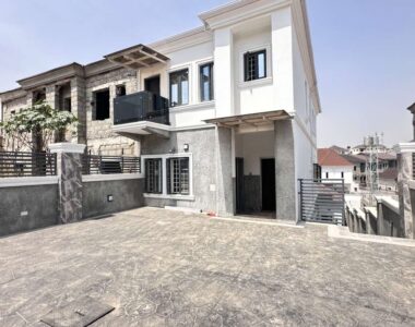 3 units of 2 bedroom flat and 1 unit of 1 bedroom flat