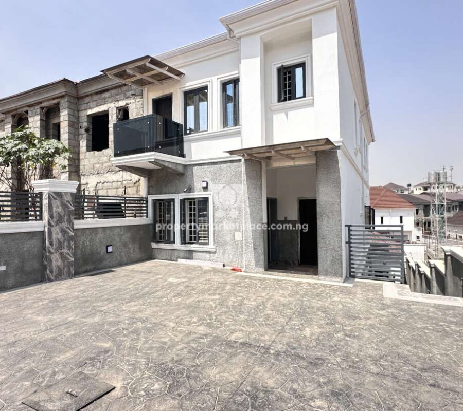 3 units of 2 bedroom flat and 1 unit of 1 bedroom flat