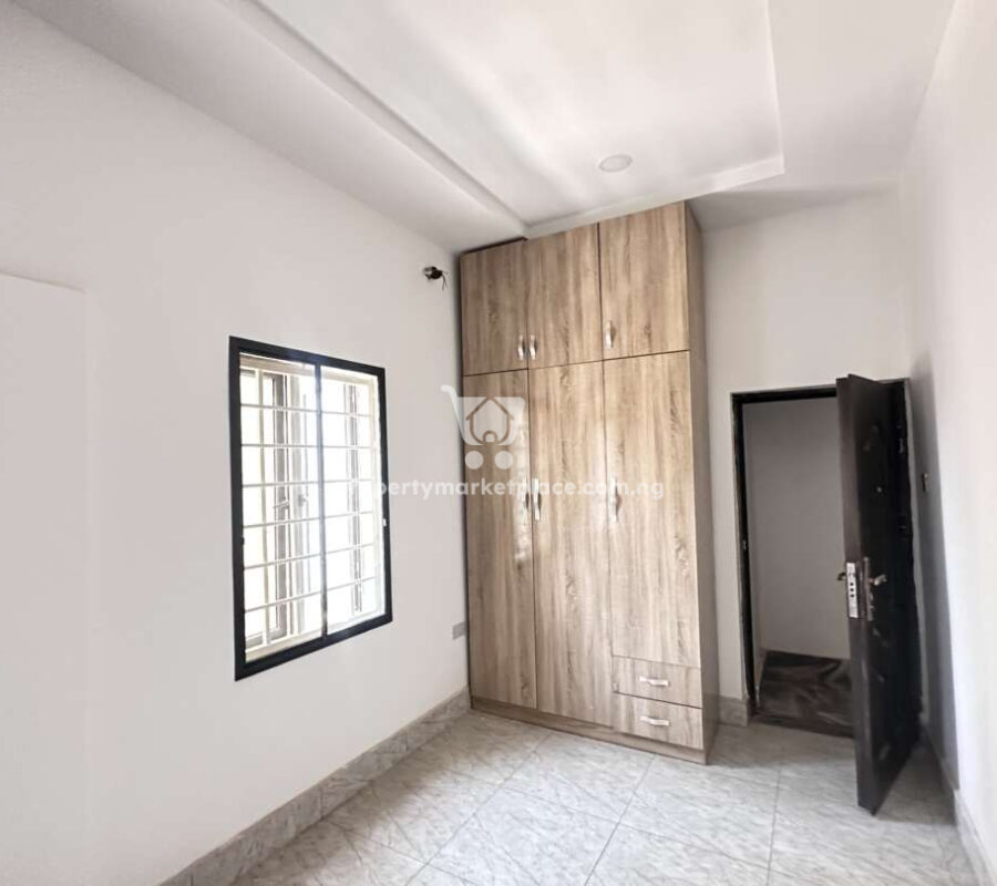 3 units of 2 bedroom flat and 1 unit of 1 bedroom flat