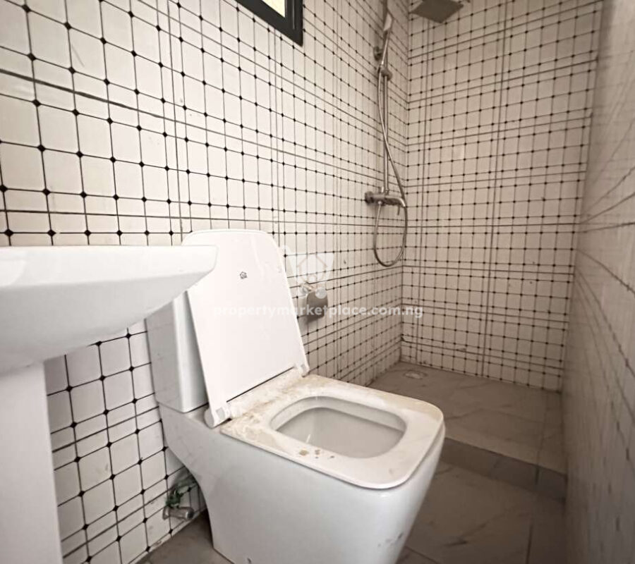 3 units of 2 bedroom flat and 1 unit of 1 bedroom flat