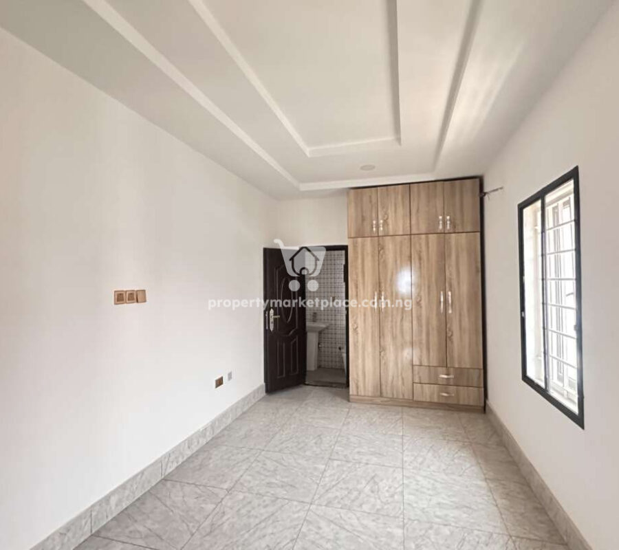 3 units of 2 bedroom flat and 1 unit of 1 bedroom flat