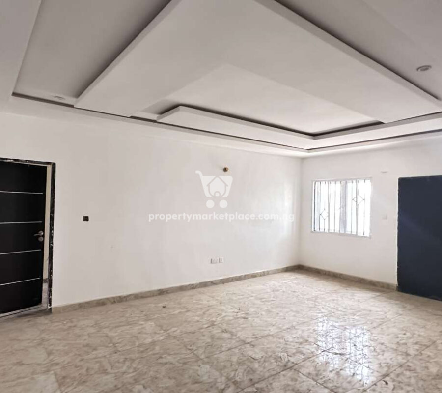 Massive 5 bedroom detached duplex with Bq