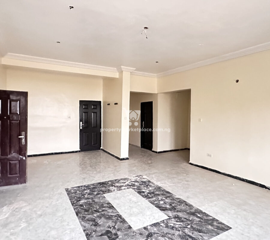 Luxurious 3 bedroom flat in a nice area