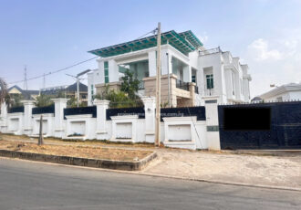 Luxurious 7 bedroom detached duplex with swimming pool