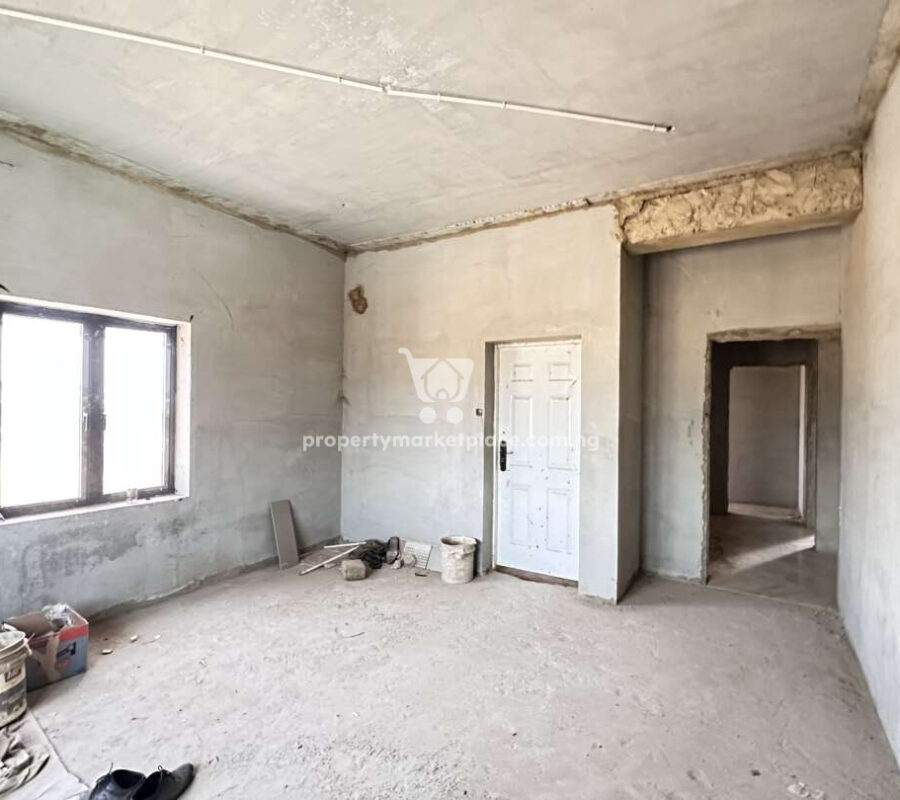 Luxury 3 bedroom flat in a nice area