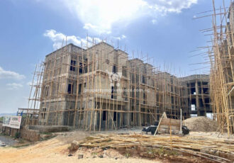 Luxurious 4 bedroom terrace duplex with a room Bq