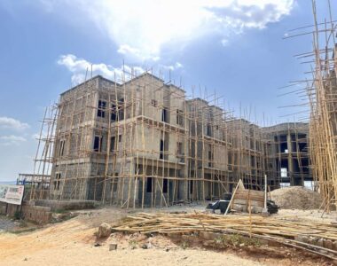 Luxurious 4 bedroom terrace duplex with a room Bq