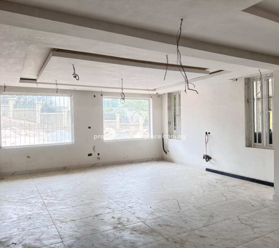 Solidly built & luxurious 4 bedroom terrace duplex with Bq