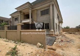 7 bedroom detached duplex with a room Bq