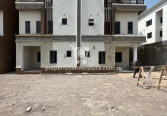 4 bedroom semi detached duplex with Bq