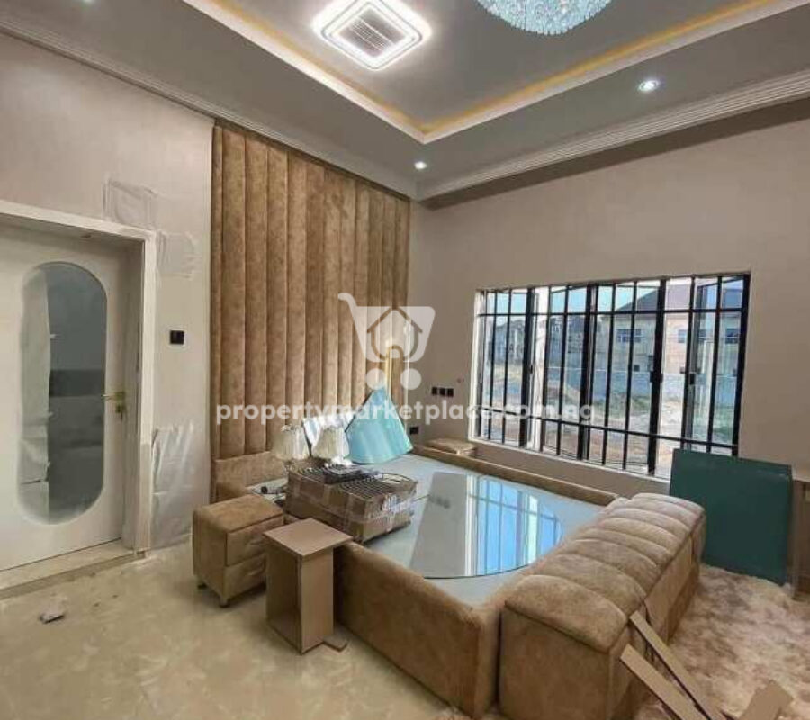 Luxury 4 bedroom semi detached duplex with Bq