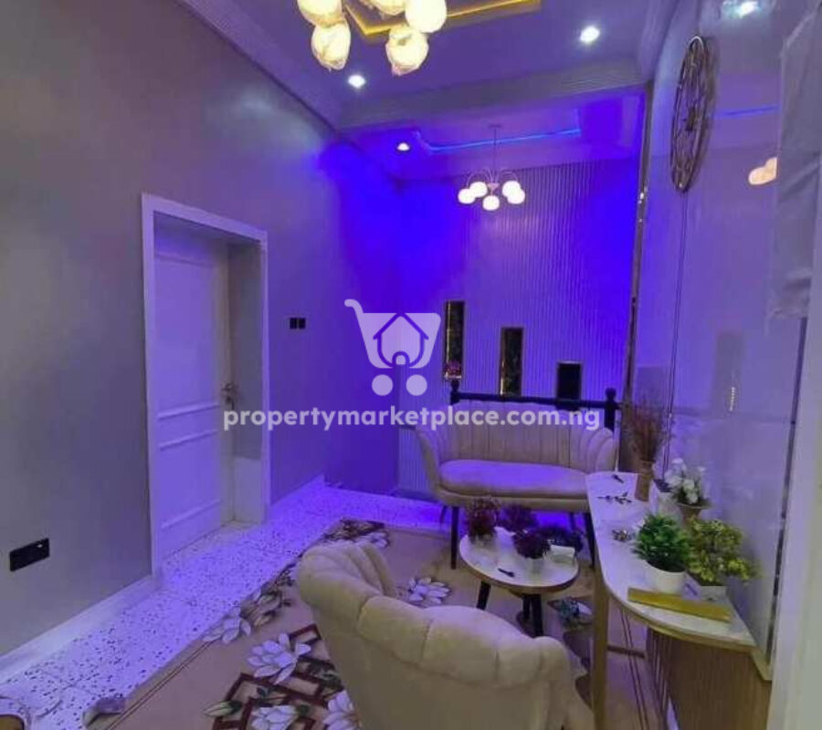 Luxury 4 bedroom semi detached duplex with Bq