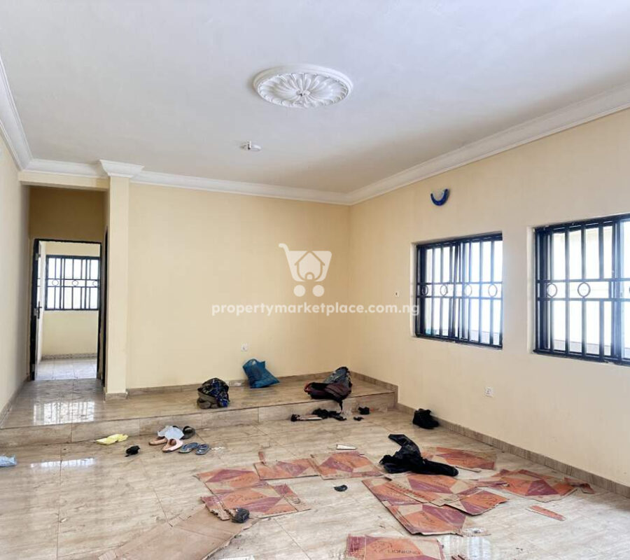 6 units of 4 bedrooms terrace duplexes with boys quarters