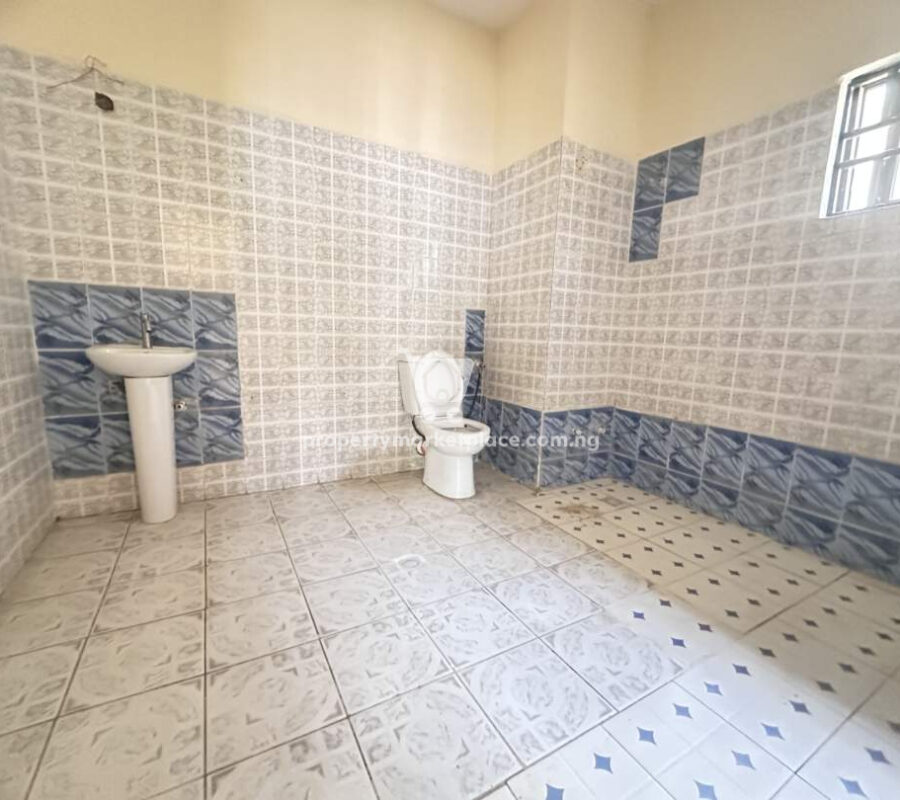 6 units of 4 bedrooms terrace duplexes with boys quarters