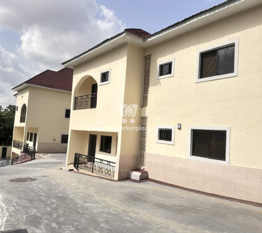 6 units of 4 bedrooms terrace duplexes with boys quarters