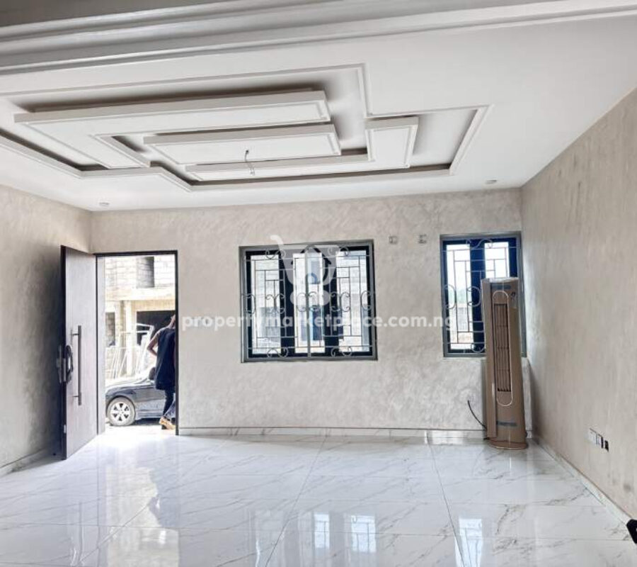 Luxurious & nicely finished 4 bedroom terrace duplex with Bq