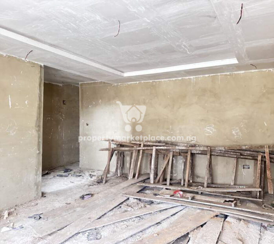 Solidly built & 4 bedroom terrace duplex + Bq