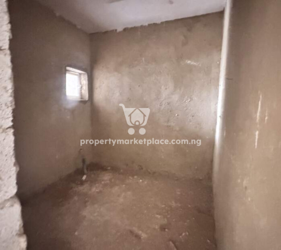Solidly built & 4 bedroom terrace duplex + Bq