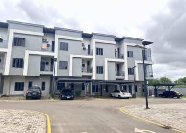 Luxurious 4 bedroom terrace duplex with Bq in a nice estate