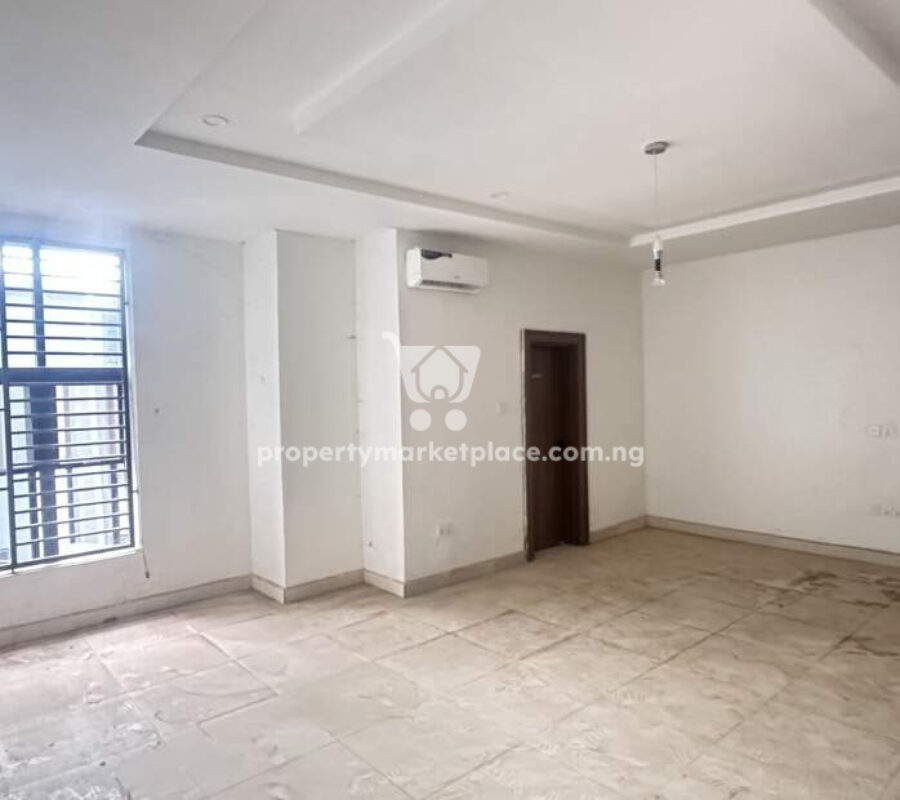 Luxurious 4 bedroom terrace duplex with Bq in a nice estate