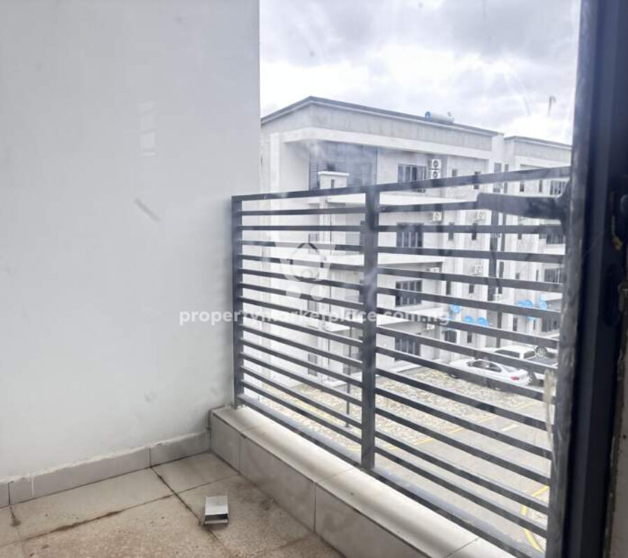 Luxurious 4 bedroom terrace duplex with Bq in a nice estate