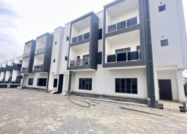 Exquisitely finished 4 bedroom terrace duplex with Bq