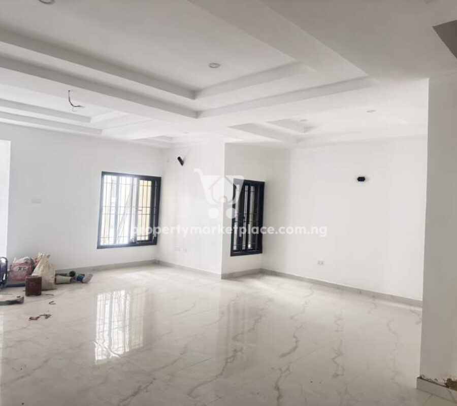 Luxurious & nicely finished 5 bedroom terrace duplex with Bq