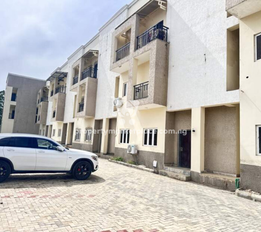Luxurious 4 bedroom terrace during with Bq in a classy area