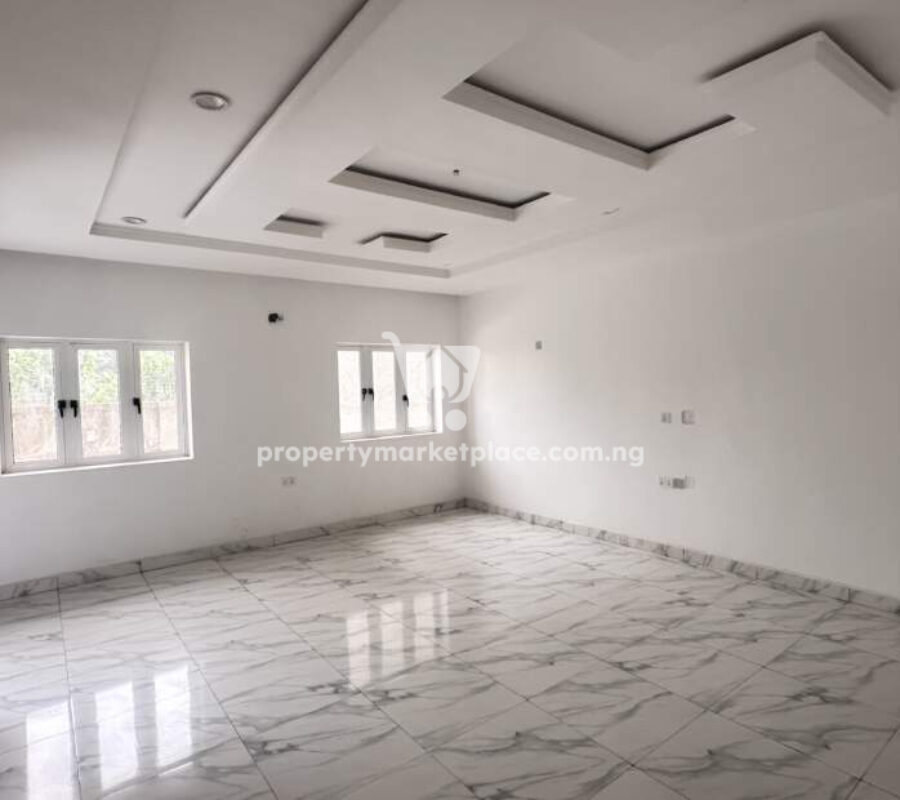 Luxurious 4 bedroom terrace during with Bq in a classy area