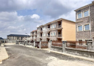 14 detached terrace duplexes & 14 detached bungalows