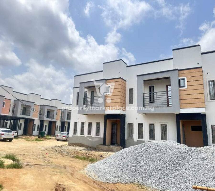 Luxury 4 bedroom terrace duplex in a nice area