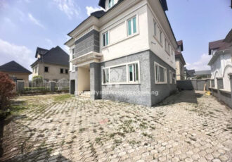 Newly built 5 bedroom detached duplex with penthouse