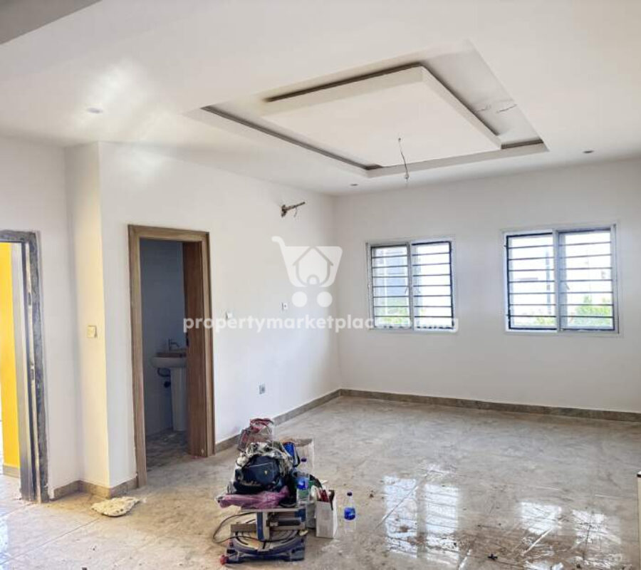 Classy and spacious 4 bedroom semi detached duplex