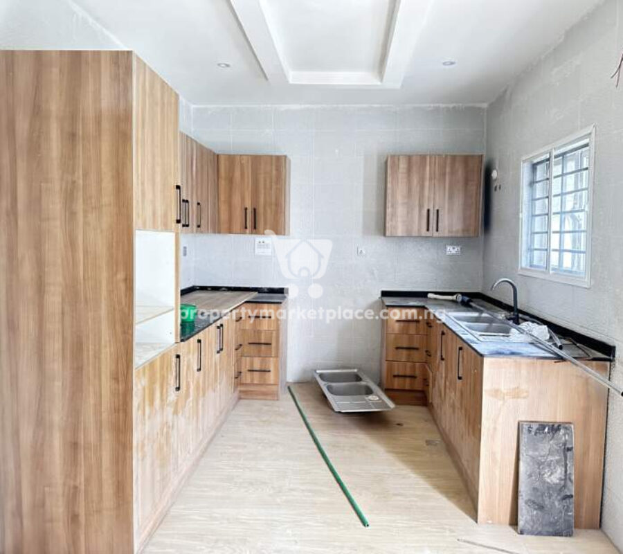 Classy and spacious 4 bedroom semi detached duplex