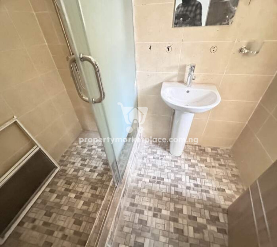 Classy and spacious 4 bedroom semi detached duplex