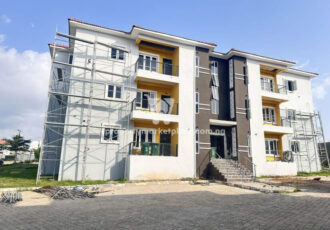 Spacious 3 bedroom flat in a nice & secured estate