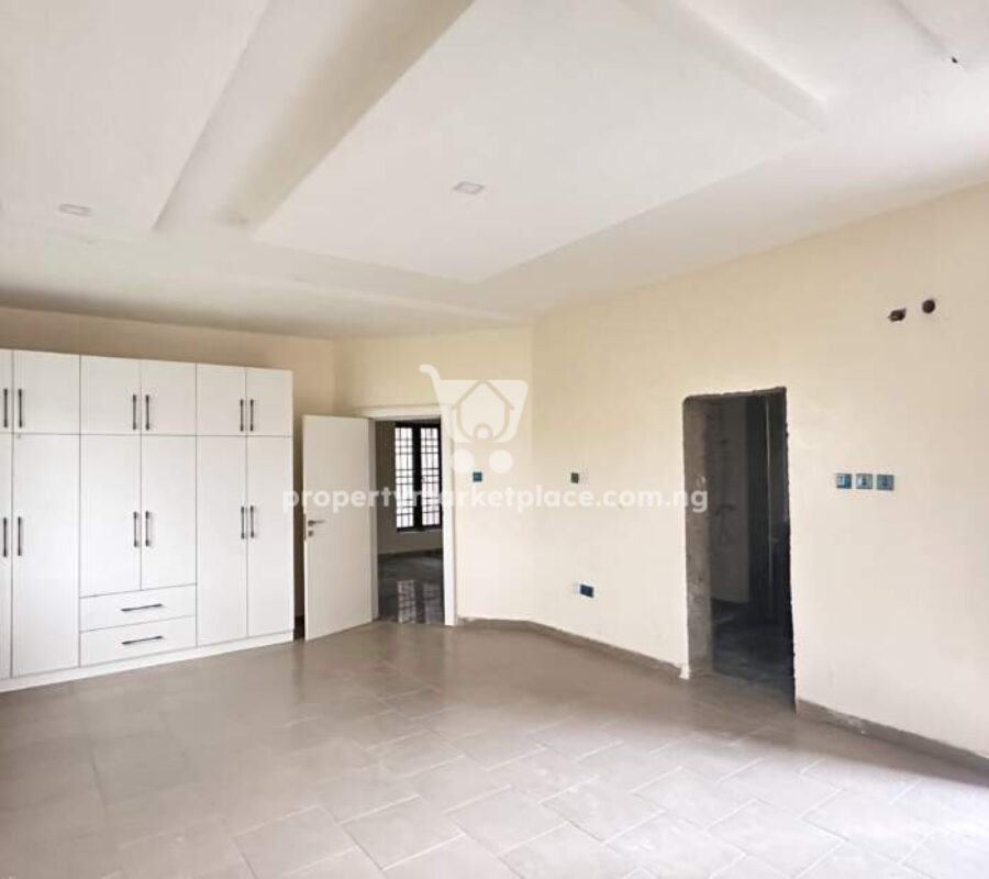 Luxurious 4 bedroom terrace duplex with a room boys quarters