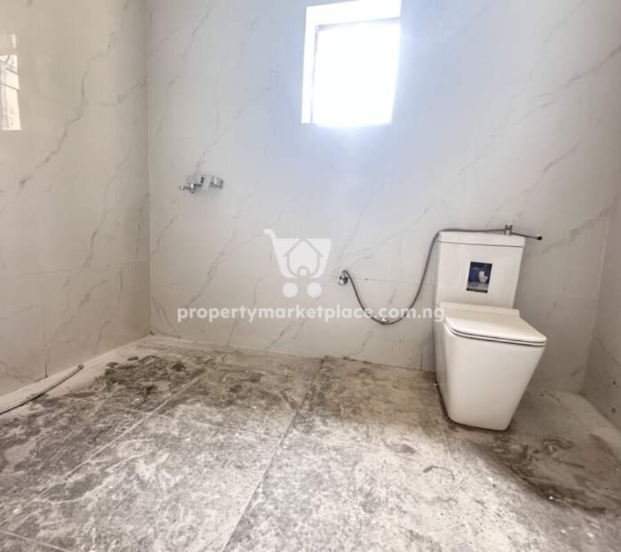 Solidly built & luxurious 5 bedroom terrace duplex with Bq