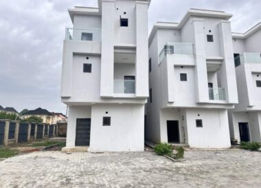 Solidly built & luxurious 5 bedroom terrace duplex with Bq