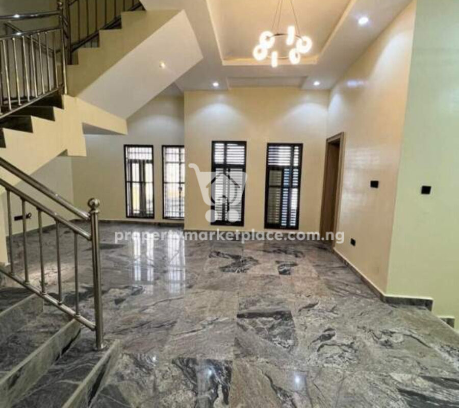 Contemporary 5 bedroom detached duplex with open rooftop