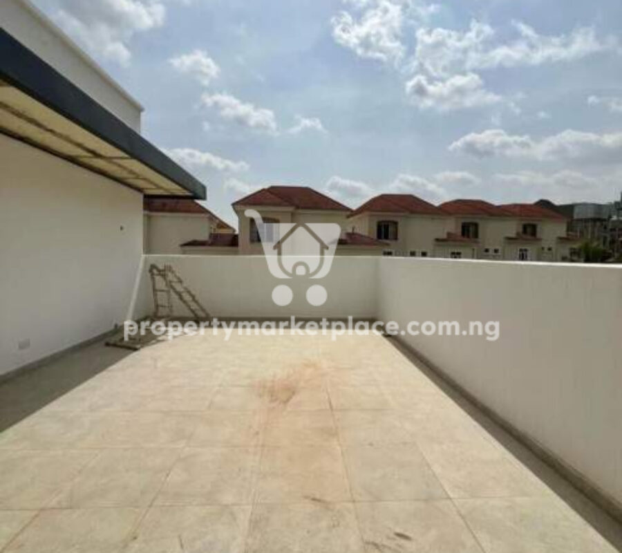 Solidly built 5 bedroom detached duplex with modern finishin
